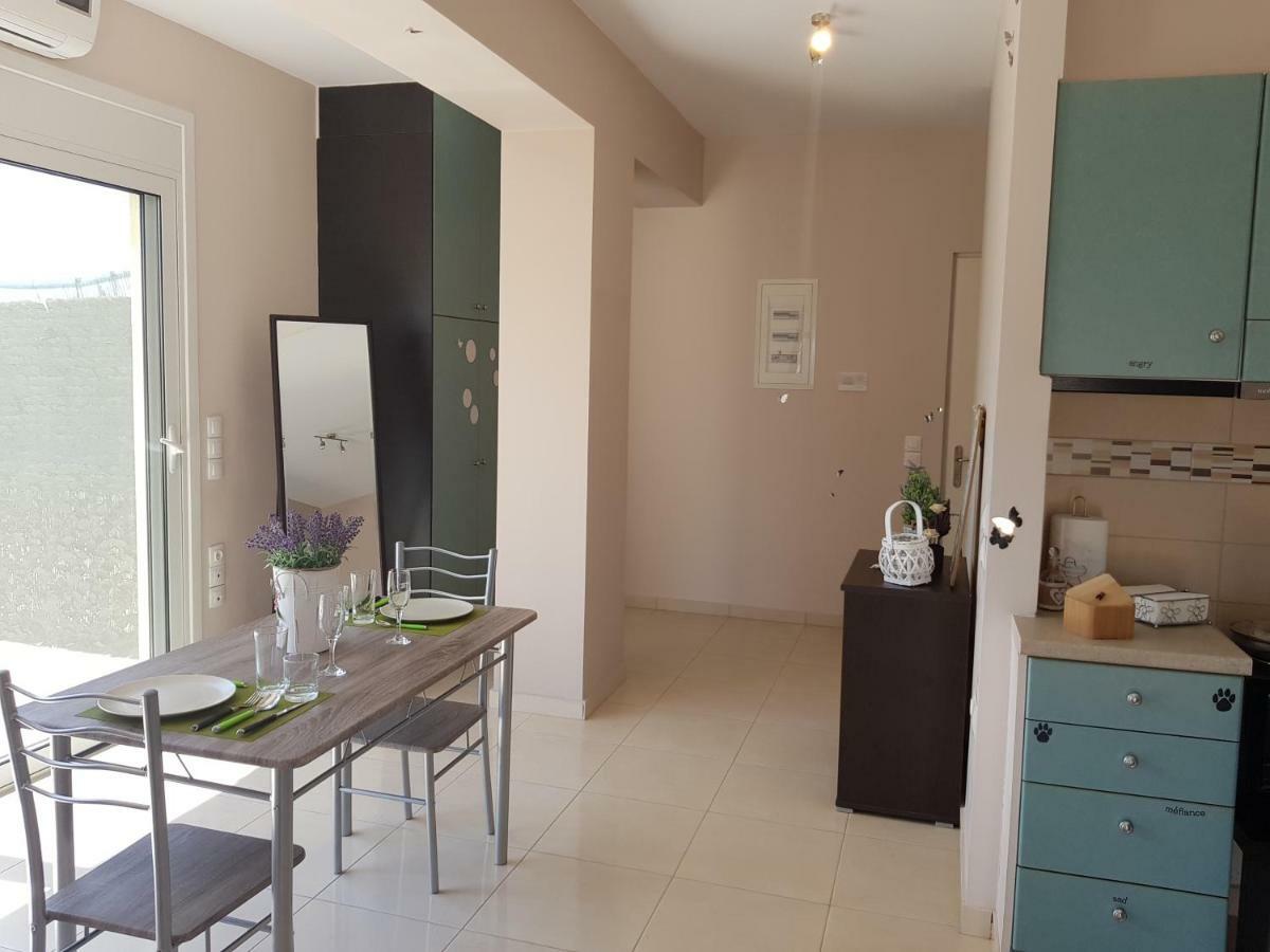 Butterfly Apartment Kalamata Exterior photo